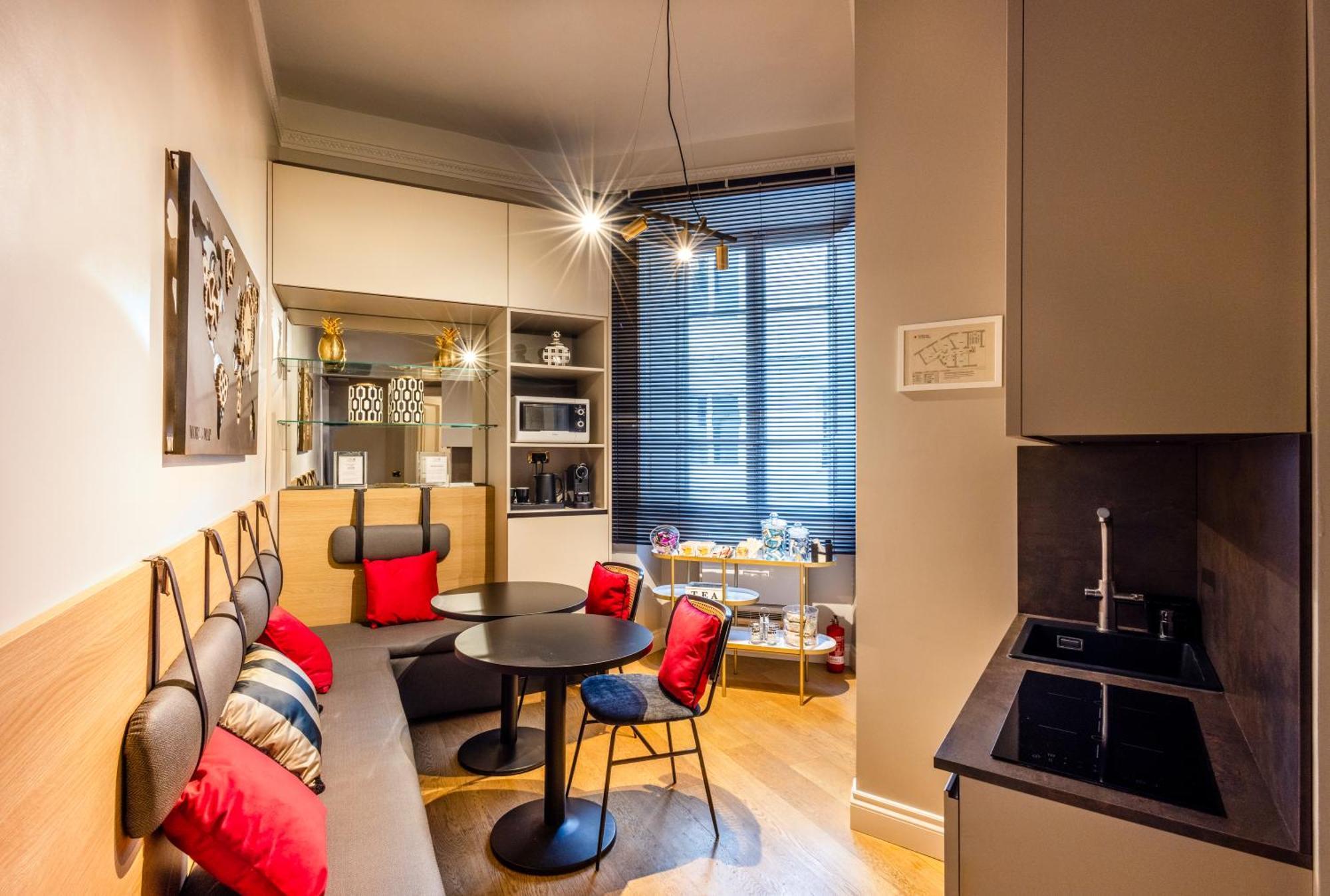 Mybedcavour Hotell Rom Exteriör bild